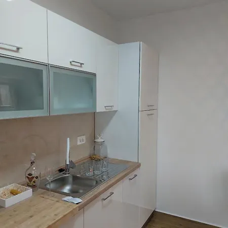 Nika * Višnjan