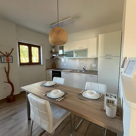 Apartment Nika *