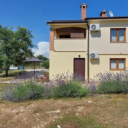 Nika Apartment